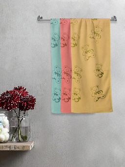 FABINALIV - Multicolor Cartoon Print Cotton Kids Bath Towels (Pack of 3)