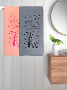 FABINALIV - Multicolor Cartoon 300 Gsm Cotton Kids Bath Towels (Pack of 2)