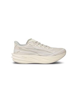Puma - Deviate Pure NITRO Men Beige Running Shoes