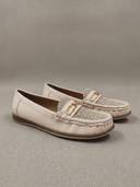 Cream color option, Currently selected