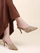 Beige color option, Currently selected