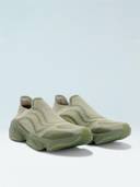 Green color option, Sold out, Currently selected