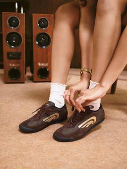 CHK - STRIDE - Deep Ink Brown Sneakers