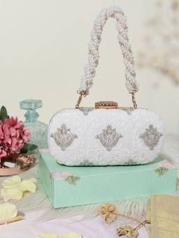 AMYRA - Nura Capsule Clutch White