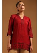 Maroon color option, Currently selected