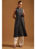 Navy Blue color option