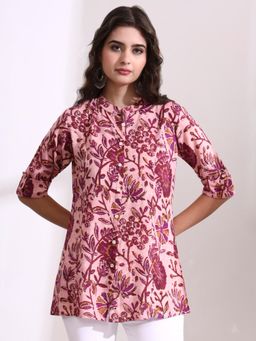 Divena - Peach Printed Three Fourth Sleeves Regular Tunic