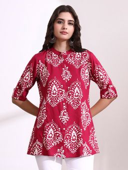 Divena - Pink Printed Three Fourth Sleeves Regular Tunic