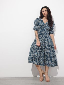 Divena - Blue Floral Half Sleeves Midi Dress