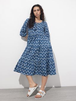 Divena - Blue Floral Three Fourth Sleeves Midi Dress