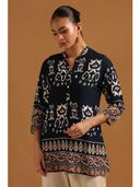 Black color option, Currently selected