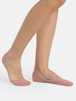 Jockey - 7401 Women Compact Cotton No Show Socks with Stay Fresh Treatment - Pale Mauve