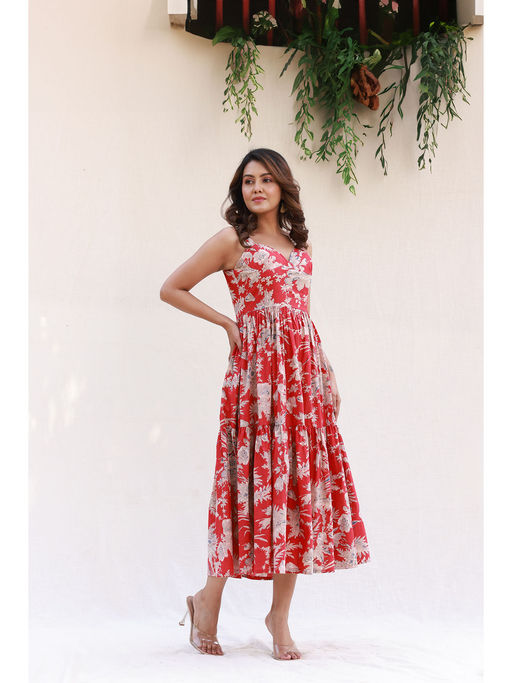 moonstruck red dress Buy Moonstruck Corset Fit Red Printed Midi Dress Online