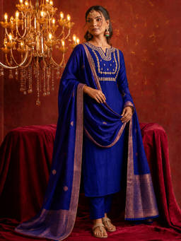 Aaghnya - Blue Embroidered Round Neck Kurta Pant with Dupatta