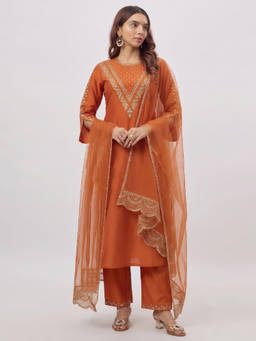 Aaghnya - Orange Embroidered Round Neck Kurta Pant with Dupatta