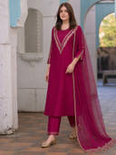 Pink color option, Sold out, Currently selected