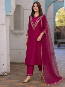 Aaghnya - Pink Embroidered Round Neck Kurta Pant with Dupatta