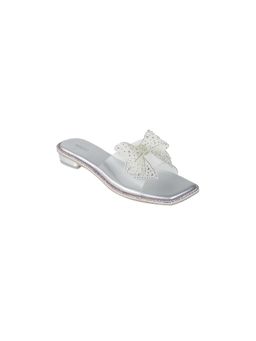 Mochi - Women Silver Flats