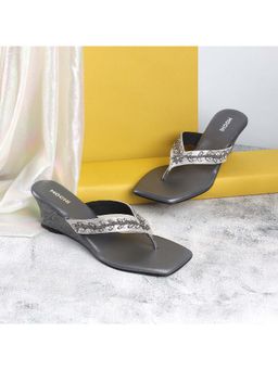 Mochi - Women Grey Wedge Sandals