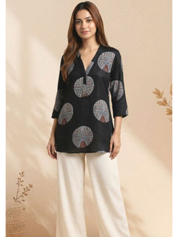 PANCHRANGA - Noir Eclipse Ajrakh Modal Short Kurti