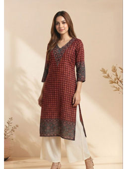 PANCHRANGA - Women Maroon Elegance Ajrakh Dobby Kurta