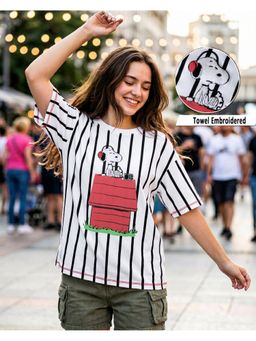 Bewakoof - Women's Bright White Graphic Printed Oversized T-Shirt