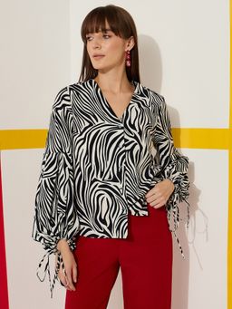 Kibo - Abstract Printed V-Neck Puff Sleeves Top