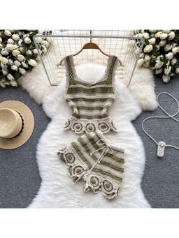 MISS MOSA BY AKANKSHA - Green Calliope Embroidered Top With Shorts (Set of 2)