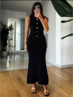 MISS MOSA BY AKANKSHA - Black Reeny Luxe Soft Knit Skirt And Top (Set of 2)