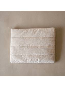 Akiiko - Beige Medium Crinkle Flat Pouch