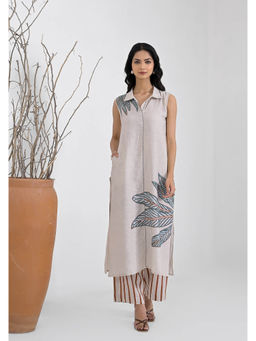 Suramya - Breeze Off White with Blue Stripes Embroidered Aari Kurta with Pant (Set of 2)