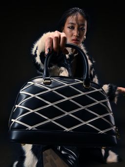 Akiki London - Women's Buckingham Medium Dome Satchel Handbag (M)