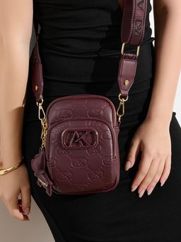 Akiki London - Women's Dalston 14 Medium Sling Bag (Medium)
