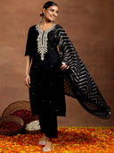 Black color option, Currently selected