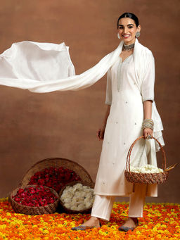Gerua By Libas - White Silk Blend Embroidered Kurta Sets for Women