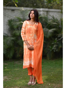 RANGREZA ETHNIC - Orange Rayon Round Neck Kurta with Pant and Dupatta (Set of 3)