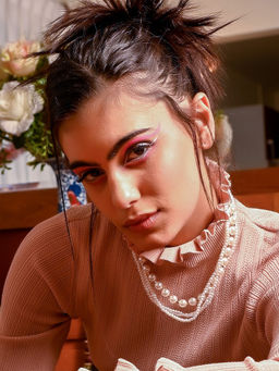 Odette - Gorgeous Multilayered Faux Pearl Statement Necklace