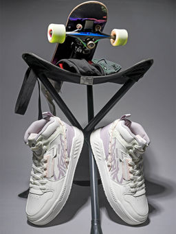 Xtep - Split-layer Deconstruction Elements Classic Casual Skateboard Shoes For Women