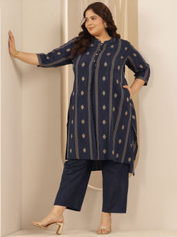 Extra love by Libas - Plus Size Women Blue Front Pleat Woven Design Kurta with Pant (Set of 2)