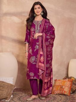 Vaamsi - Women Purple Silk Blend Floral Embellished Straight Kurta Pant With Dupatta