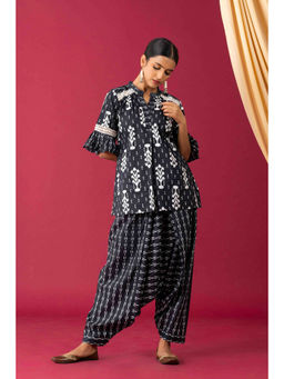 Laado - Black Ikkat Dhoti Co-Ord (Set of 2)