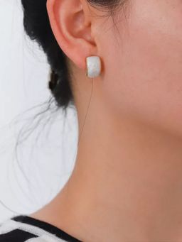 Avyana - Earrings With White Enamel