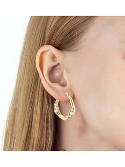 VIEN - White Anti-Tarnish Gold Plated Stud Earrings
