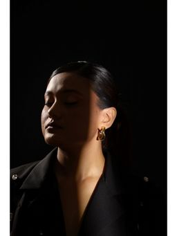 The Bling Girll - Classic Gold-Plated Hoop Earrings