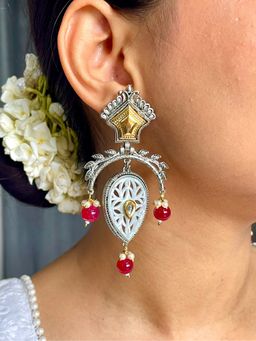 ISHKAARA - Oxidised Kudan Earrings