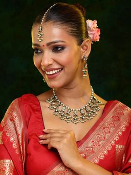 Ruby Raang Studio - Kundan Collar Jewellery Set