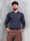 Navy Blue color option, Currently selected