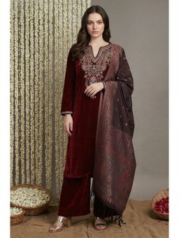 W - Maroon Straight Kurta with Parallel Pant and Dupatta