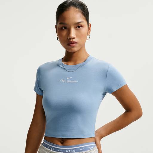 Nike Sportswear Chill Knit - Women's Slim Cropped T-Shirt