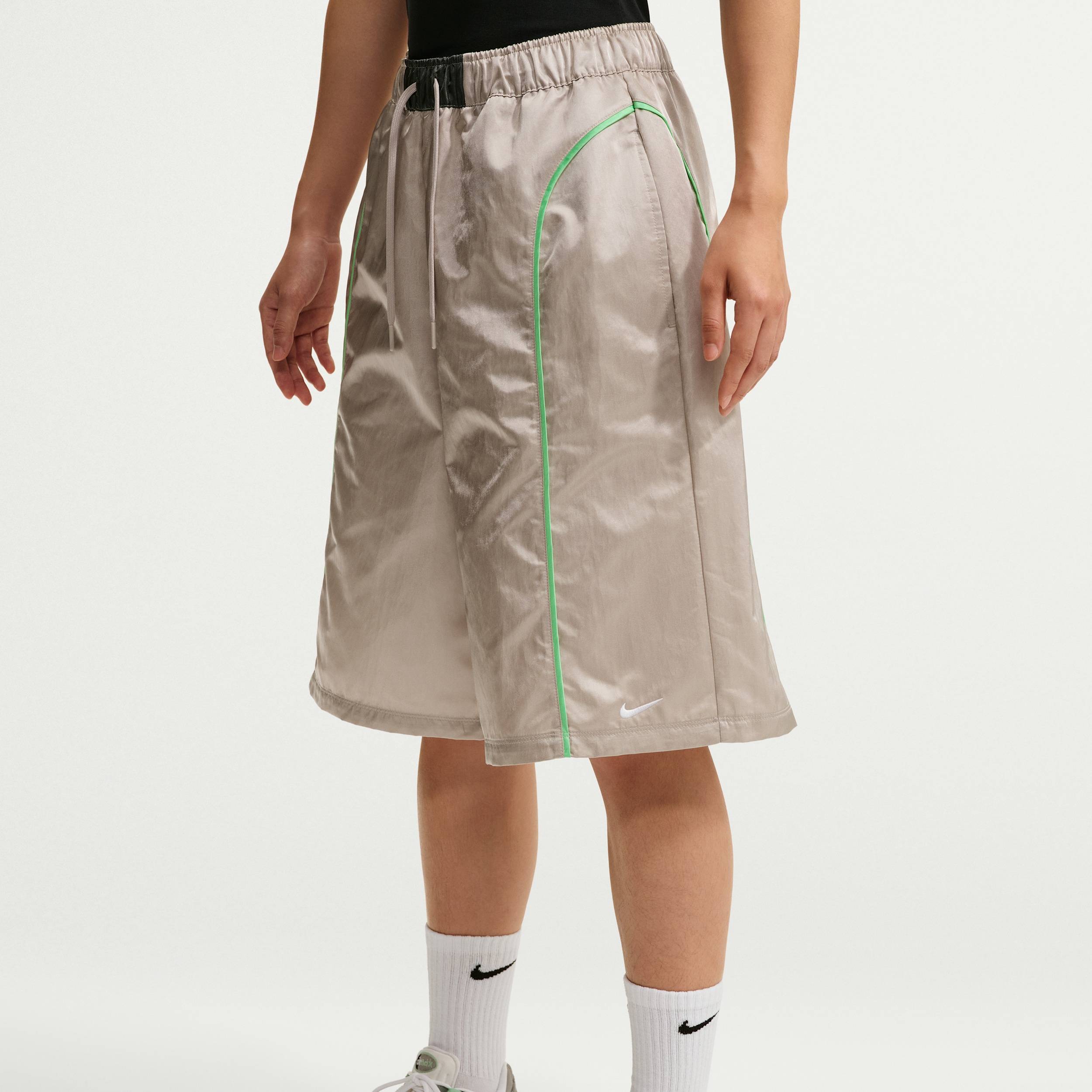 Buy Nike Sportswear Women's Loose Mid-Rise Woven Shorts Online